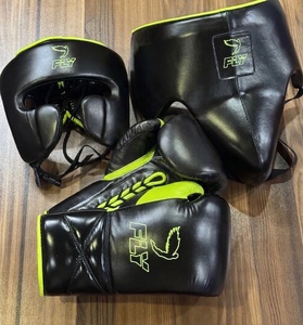 Kit d'entraînement de boxe, équipement de combat MMA, équipement de sparring, gants de frappe, protège-tête, protège-glandes, protège-cuisses, en cuir PU pour le kickboxing - Product Image 3