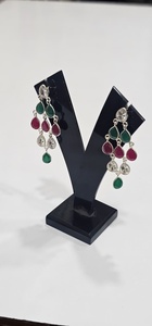 Boucles d'oreilles pendantes en rubis et émeraudes multiples faites à la main Ha Gems | Bague minimaliste plaquée argent sertie de pierres, qualité AAA, vente en gros - Product Image 2