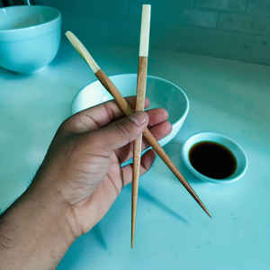 Palillos Artesanales de Hueso y Madera de Mango, Vajilla Moderna Hecha a Mano a Precio de Mayoreo - Product Image 6