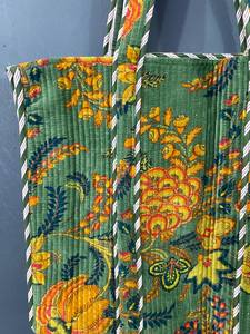 กระเป๋าโท้ทผ้าฝ้ายลายควิลท์สีพื้นสไตล์ชนเผ่าพีคาว็อก พร้อมซิปปิดและหูหิ้วยาว สำหรับใช้ในชีวิตประจำวัน ช้อปปิ้ง เดินทาง และไปเที่ยวชายหาด - Product Image 4