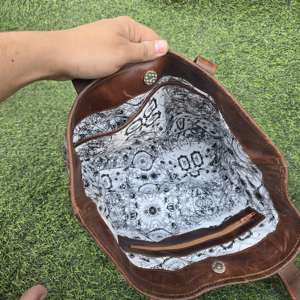 Sac fourre-tout en cuir véritable grande capacité avec poils, sac à bandoulière pour femme, fermeture éclair, broderie, portable, haute qualité LHTB-0070 - Product Image 4