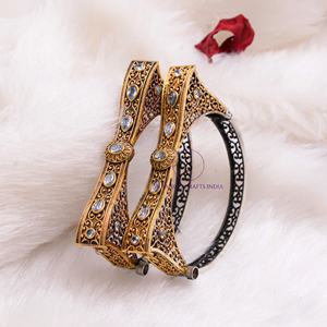 การออกแบบแบบดั้งเดิมเปิดใช้งานสองโทนสีที่สง่างามกำไลดีสำหรับผู้หญิงและเด็กผู้หญิงสำหรับงานแต่งงานและ haldi, METS, กำไลข้อมือ Sangeet - Product Image 1