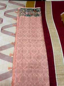 Sari Tradicional de Viscosa Olive Flora para Fiestas de Invierno, Sin Arrugas - Product Image 3