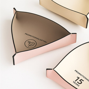 Plateau à dés en cuir avec Logo personnalisé, accessoires de jeux de Table, vente en gros, 9 unités - Product Image 6