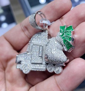 Colgante de Lujo con Diseño de Camión de Dinero, Chapado en Oro de 14K, con Moissanita VVS y Plata 925, Joyería Hip Hop para Hombre - Product Image 1