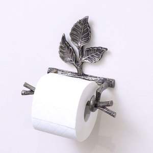 Porte-papier toilette mural compact en fer, fait main, design minimaliste, parfait pour les appartements, les dortoirs, les petits espaces modernes - Product Image 2