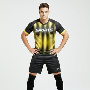 Camiseta de Fútbol Amarilla y Negra Personalizada con Nombre de Equipo, Sublimada, Transpirable, 100% Poliéster, Calidad Premium, Mangas Cortas - Product Image 3