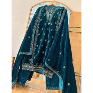 Ensemble haut-bas et dupatta magnifique pour femmes, vêtements de soirée de créateur - Product Image 4