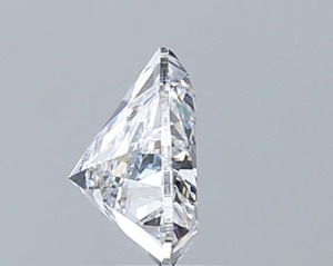 Diamant de laboratoire de 1,06 carat, taille triangle, pureté VS1, certifié IGI, CVD, pierre lâche pour bague de fiançailles unique en forme de trilogramme - Product Image 2