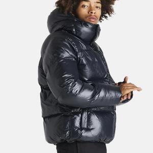 Veste matelassée brillante pour homme en gros |   Manteau d'hiver matelassé chaud à capuche, fournisseur de vêtements personnalisés en gros - Product Image 2