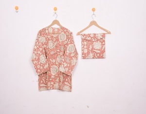 Ensemble de pyjamas en coton imprimé à la main de Jaipur, style vintage, boutonné, respirant, pour l'été - Product Image 2