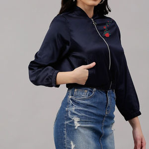 Conjunto Deportivo de 2 Piezas para Mujer, Chaqueta Corta con Cremallera y Pantalones, 100% Nailon, Cortavientos, Informal, con Capucha, de Alta Calidad - Product Image 2