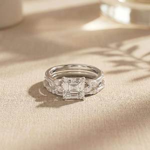 Bague double en argent 925 avec moissanite taille Asscher 2 carats, style feuille, pour unisexe, idéale pour les vœux de mariage, les cadeaux et les fêtes - Product Image 3