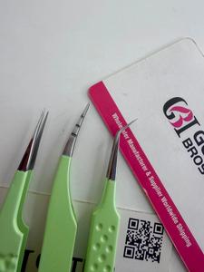 Nouvel ensemble de pinces à cils antistatiques GETUP BROSONS IMPEX en acier inoxydable, pointe lisse de 10 mm, manche confortable vert - Product Image 5