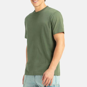 T-shirt pour homme à manches courtes vert olive, col rond, coupe classique, jersey décontracté, 100% coton, couleur unie, design simple - Product Image 4