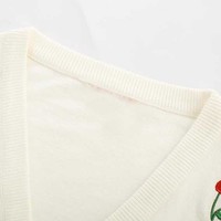Cardigan respirant à col en V brodé, coupe moderne, pour homme, avec rayures contrastées, style universitaire, en maille, pour la mode américaine tendance 2026
