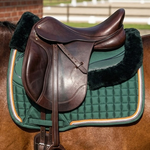 Tapis de selle de luxe vert forêt en silicone imprimé, doublé polaire, pour chevaux à poitrage haut, anatomique, pour dressage équestre, vente en gros OEM - Product Image 5