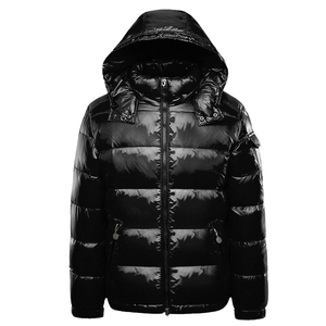 Chaqueta acolchada ligera y brillante para hombre, impermeable, cálida, ideal para viajes de invierno. - Product Image 1