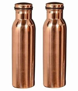 Bouteille d'eau en cuivre 1000 ml, écologique, portable, pour les voyages, utilisation en extérieur, design minimaliste, couvercle personnalisé, fabriquée par des artisans indiens - Product Image 1