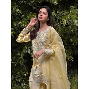 Conjunto de ropa de fiesta de diseñador para mujer, parte superior inferior y Dupatta, elegante y elegante - Product Image 6