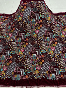 Tissu en velours brodé motif floral cachemire mosaïque sur fond noir, matériau de couture et de confection pour vêtements, robes et manteaux de style royal oriental - Product Image 1