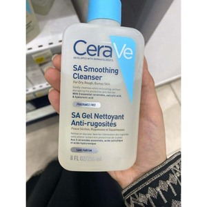 Nettoyant exfoliant premium CeraVe SA pour le visage et le corps, à l'acide salicylique, pour une texture de peau lisse - Product Image 3