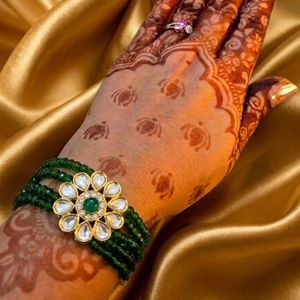สร้อยข้อมือลูกปัดทำมือสำหรับผู้หญิง สร้อยข้อมือคริสตัลลายดอกไม้ เครื่องประดับแฟชั่น ของขวัญสำหรับสาวๆ สวมใส่ได้ทุกวัน สร้อยข้อมือรักี - Product Image 2