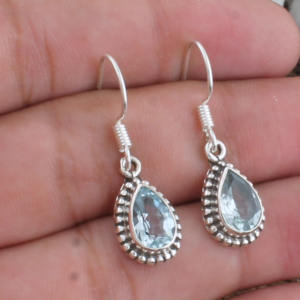 Pendientes de Topacio Azul Vintage, Plata de Ley 925, Diseño Milgrain con Puntos, Topacio Azul Suizo Natural - Product Image 2