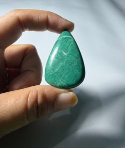 Piedra Preciosa Natural de Jade Verde Paradise, Corte Pera, Pulida, con Cambio de Color, para Joyería - Product Image 1