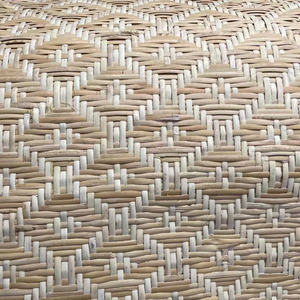 Rouleau de cannage en rotin vietnamien pour la fabrication de meubles de garde-robe et de têtes de lit - Product Image 3