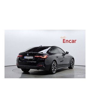 BMW 420i M Sports Gran Coupé Serie 4 2024 con Volante a la Izquierda, Caja de Cambios Automática y Cámara Trasera, 33,865 km - Product Image 2