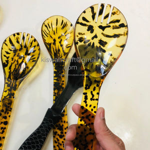 Servidores de Ensalada de Resina de Diseño Moderno para Servir Ensaladas, Pasta y Uso en la Cocina, Aptos para Microondas y Horno - Product Image 2