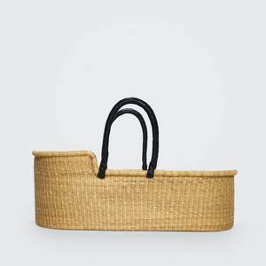 <b>Woven</b> plain seagrass changing <b>basket</b> integrated with rattan changing kid <b>basket</b> and <b>black</b> handles for diaper storage - Product Image 2