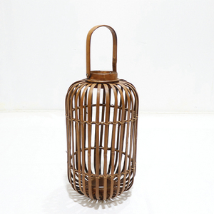 Lanterne en bambou de forme conique, faite à la main avec poignée, décoration pour la maison - Product Image 3