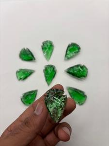 Pointe de flèche en verre d'obsidienne verte, pierre brute, pointe de flèche en cristal vert pour la fabrication de bijoux, artisanat, décoration, vente en gros - Product Image 2