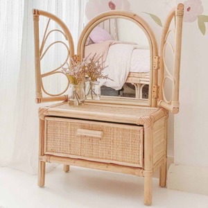 Table de maquillage en bois pour enfant, table de jeu de rôle, vanité en rotin écologique pour enfants - Product Image 1