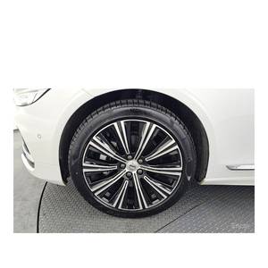 Volvo S90 B5 Ultimate 2023 con Volante a la Izquierda, Caja de Cambios Automática, Asientos de Cuero, Cámara Trasera - 13,537 km - Product Image 5