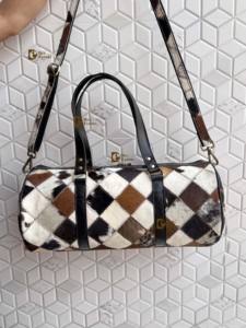 Bolsa de Viaje de Cuero Vacuno Auténtico, Diseño a Cuadros, Hecha a Mano, Unisex, Multiusos, Tamaño Grande - Product Image 2