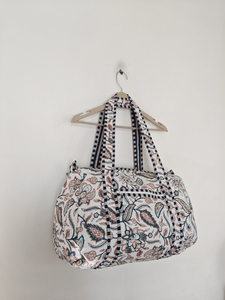 Striped Cotton Duffle <b>Bag</b> with <b>Zipper</b> Closure Lightweight Large Capacity Travel <b>Tote</b> Unisex Soft Double Handles - Product Image 3
