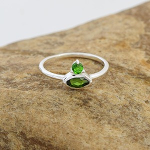 2026 New Trendy 925 Sterling <b>Silver</b> Minimalist Fine Jewelry Chrome Diopside Green Gemstone Bezel Setting Fine <b>Ring</b> Women's Gift - Product Image 3