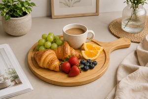 Plateau de service à pizza en bois écologique de qualité supérieure avec plateau de table réutilisable pour la maison, les hôtels, les restaurants et les cafés - Product Image 3