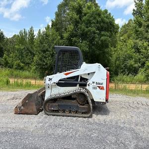 Cargadora compacta sobre orugas Bobcat T550 en venta. Máquina de primera calidad diseñada para proyectos de construcción, paisajismo y agricultura. - Product Image 1