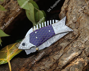 มีดพกพาพับได้มีเอกลักษณ์สำหรับการตั้งแคมป์ดีไซน์รูปปลาด้วยเหล็กดามัสกัสทำด้วยมืองานตามสั่ง - Product Image 6