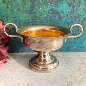 Fabricante de Trofeos Metálicos de Excelente Calidad para Regalos Promocionales y Recuerdos, Disponible en Grandes Cantidades - Product Image 1