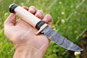 Cuchillo de Caza y Camping de Acero de Damasco Hecho a Mano Profesional UA Supplies, Hoja Fija Afilada como una Navaja, Guarda de Latón, Personalizable OEM/ODM - Product Image 2