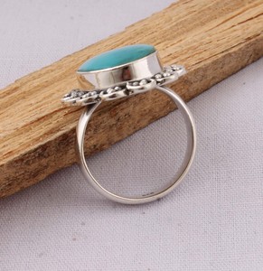 Anillo Clásico con Bisel de Turquesa Natural, Plata de Ley 925, Cinco Piedras Preciosas Púrpuras, para Mujer, Ideal para Bodas y Fiestas - Product Image 4