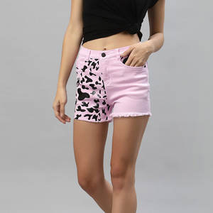 Shorts de Mezclilla Modernos para Mujer, con Detalles Impresos con Láser, Ligeros, a la Moda, Casuales y Frescos - Product Image 1