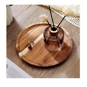 Plateau de service rond en bois cannelé pour traiteur, desserts et fromages - Product Image 4