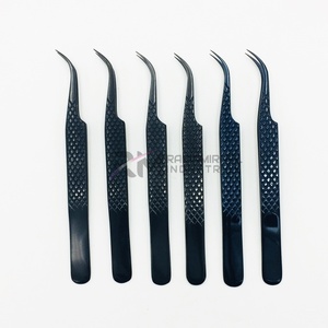 คีมหนีบขนตาปลอม RMI พลาสม่าสีดำสำหรับต่อขนตาพร้อมโลโก้ที่กำหนดเอง - Product Image 2