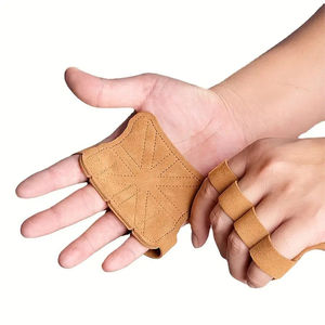 Coussinets de préhension personnalisables en cuir synthétique pour l'haltérophilie et la gymnastique - Product Image 1